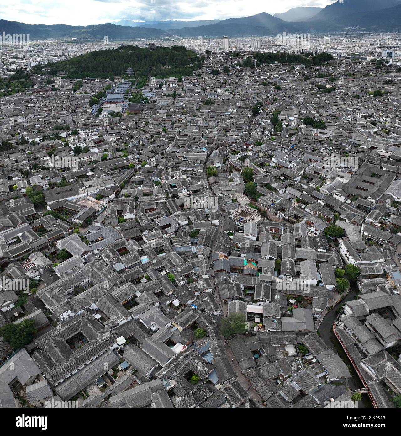 Aerial view of Lijiang Old Town in Yunnan, China Stock Photo - Alamy