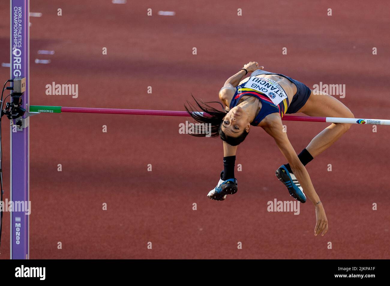 Daniela Stanciu (ROU) jumps a season best 6-4 (1.93) in the high jump final during the afternoon session on day 5 of the World Athletics Championships Stock Photo
