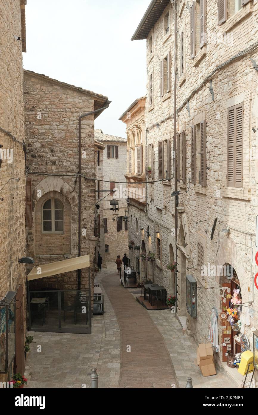 Traditional italian hill town hi-res stock photography and images - Alamy