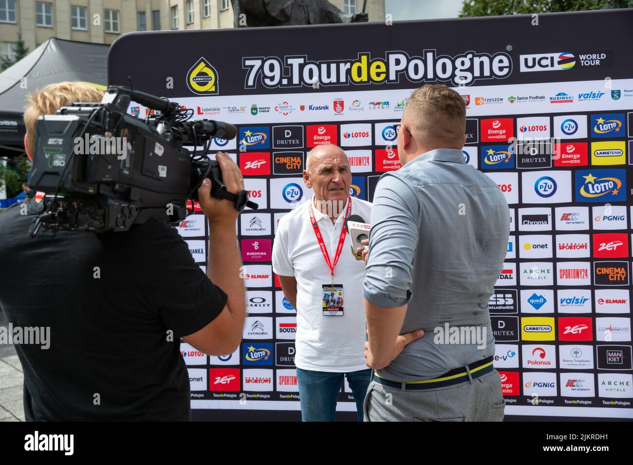 Chelm, Lubelskie, Poland - July 31, 2022: 79 tour de Pologne, Czeslaw Lang giving an interview to Tvp info Stock Photo