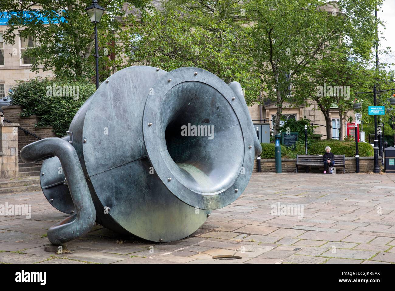 Ramsbottom tilted urn sculpture in Market Place, heritage urn,Bury ...