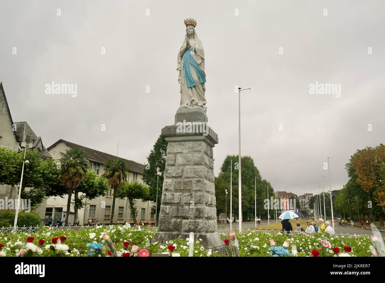 Statue mary france hires stock photography and images Alamy
