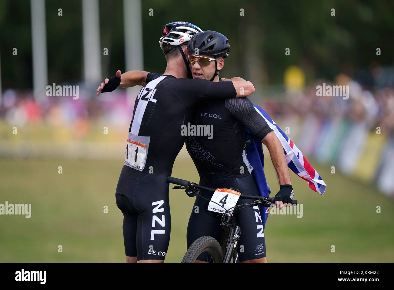 New Zealand's Samuel Gaze (left) wins gold and Ben Oliver takes silver in Men's Cross-country final at Cannock Chase on day six of the 2022 Commonwealth Games. Picture date: Wednesday August 3, 2022. Stock Photo