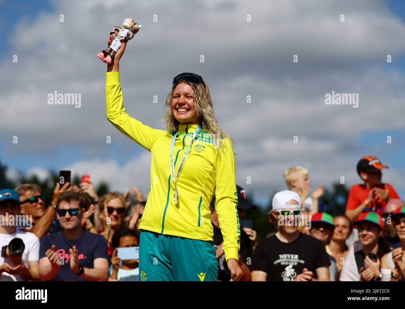 Commonwealth Games - Mountain Bike - Women's Cross-country - Final - Medal Ceremony - Birches Valley, Rugeley, Birmingham, Britain - August 3, 2022 Australia's Zoe Cuthbert celebrates on the podium with the silver medal after finishing second in the Women's Cross-country final REUTERS/Hannah Mckay Stock Photo