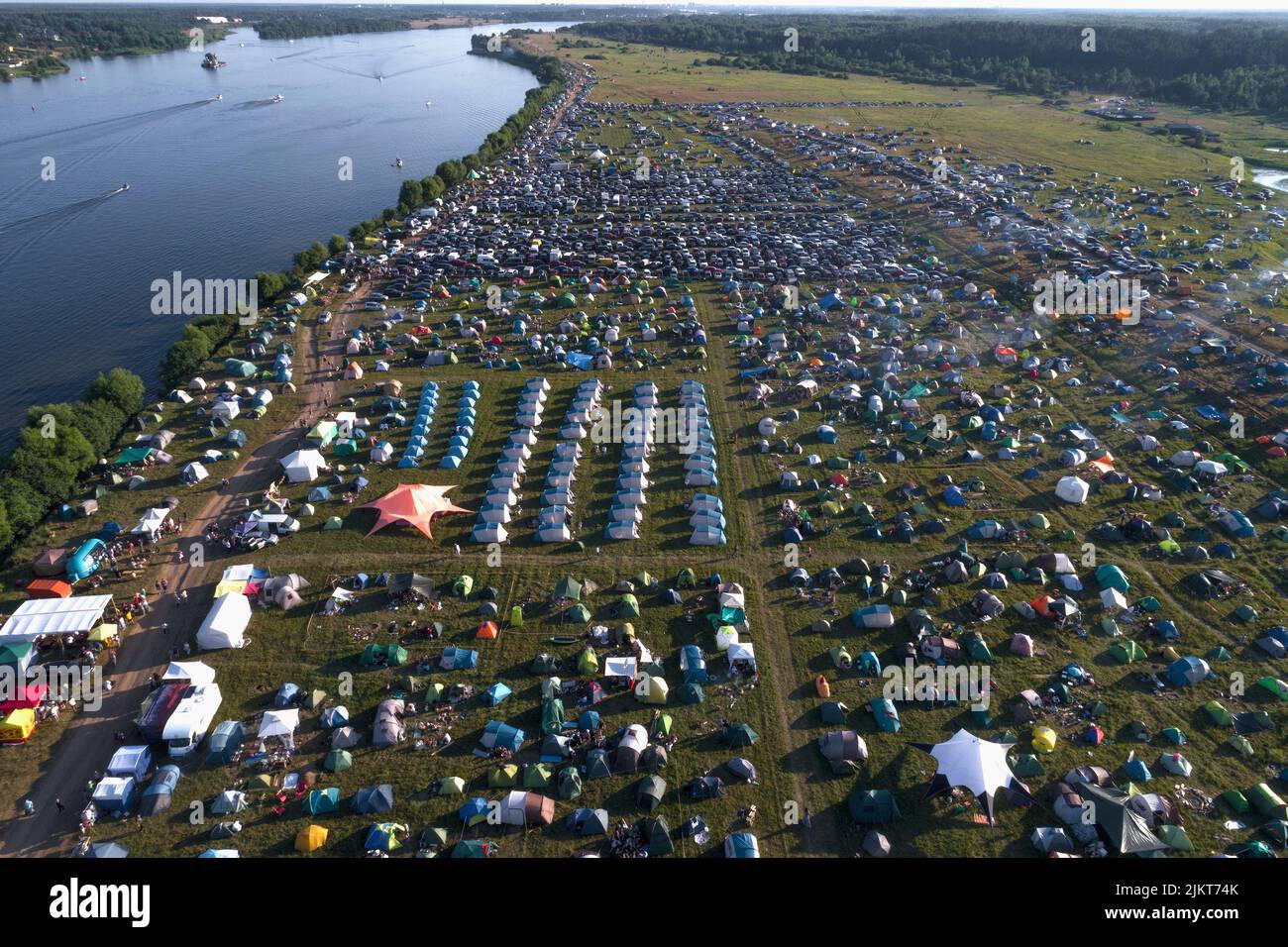 TVER REGION, RUSSIA - JULY 23, 2022: Aerial view of the tourist camp on the site of the historical festival 'Epic Coast - 2022' Stock Photo