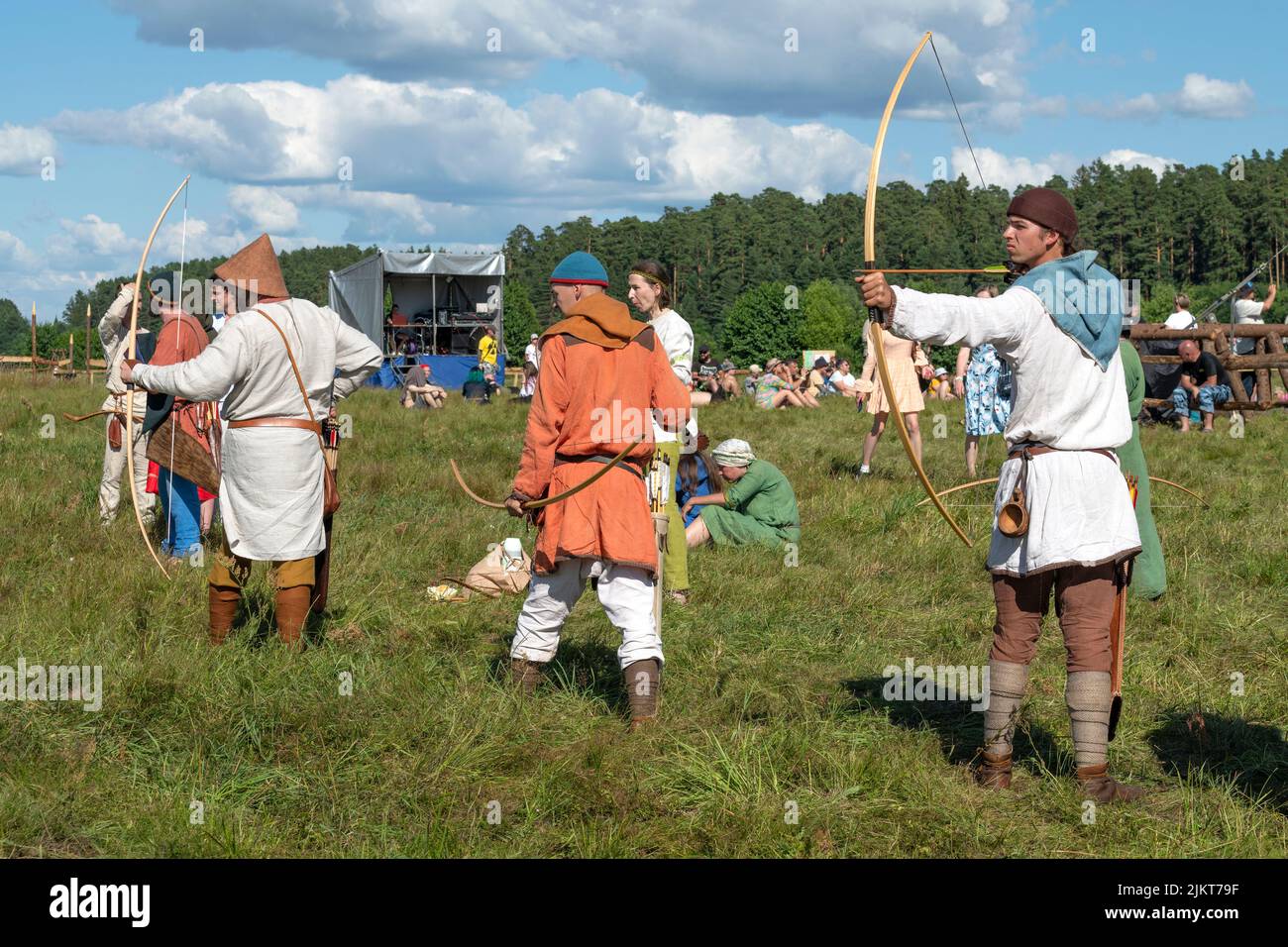 TVER REGION, RUSSIA - JULY 22, 2022: On the archery tournament. Historical festival of 'Epic Coast 2022' Stock Photo