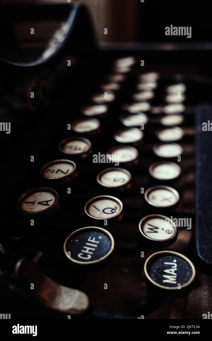 A closeup of a retro keyboard of a typewriter Stock Photo - Alamy