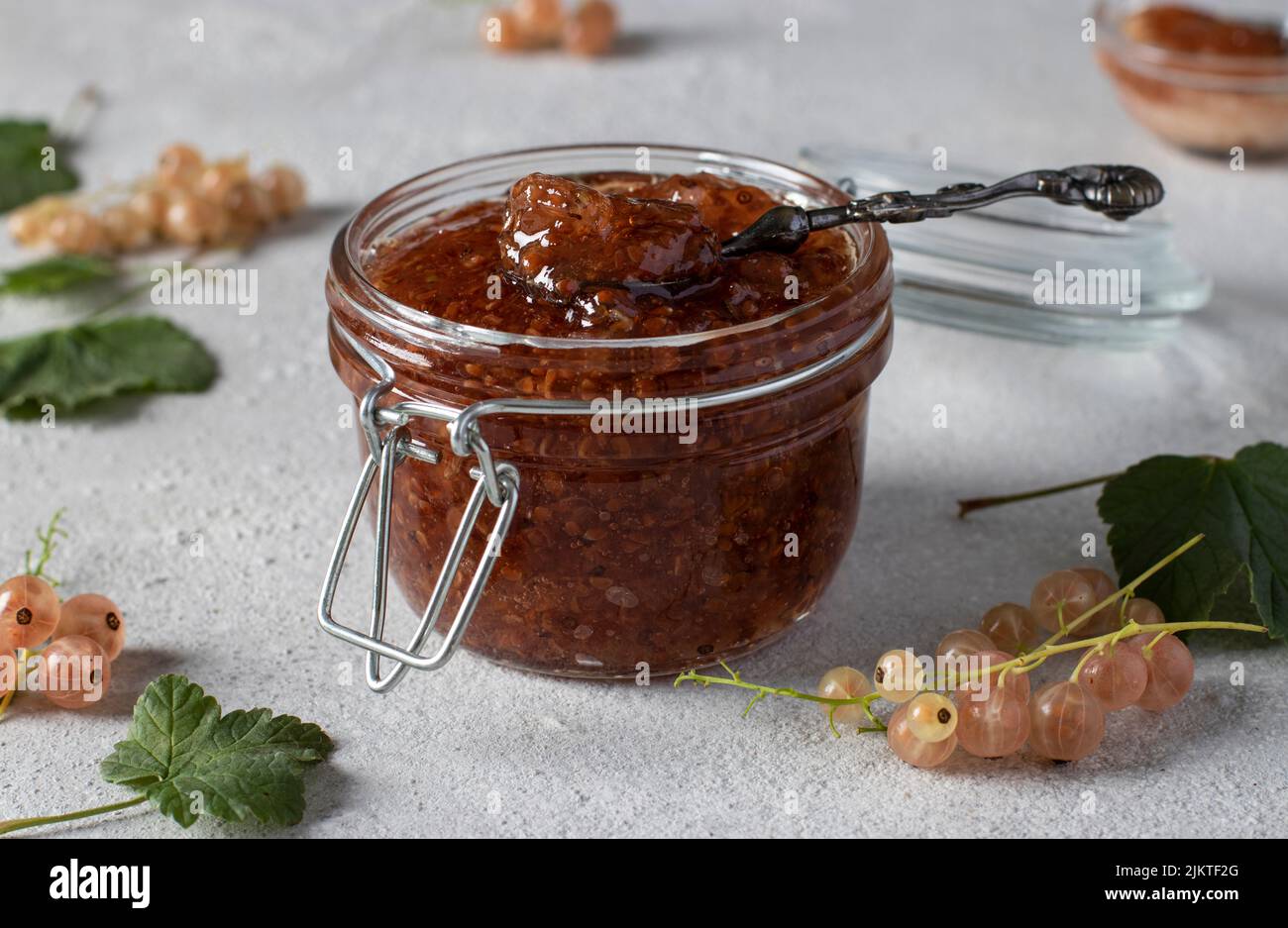 Белая смородина желе. Джем из белой смородины. Белая смородина варенье. Белая смородина компот. Джем из белой смородины.