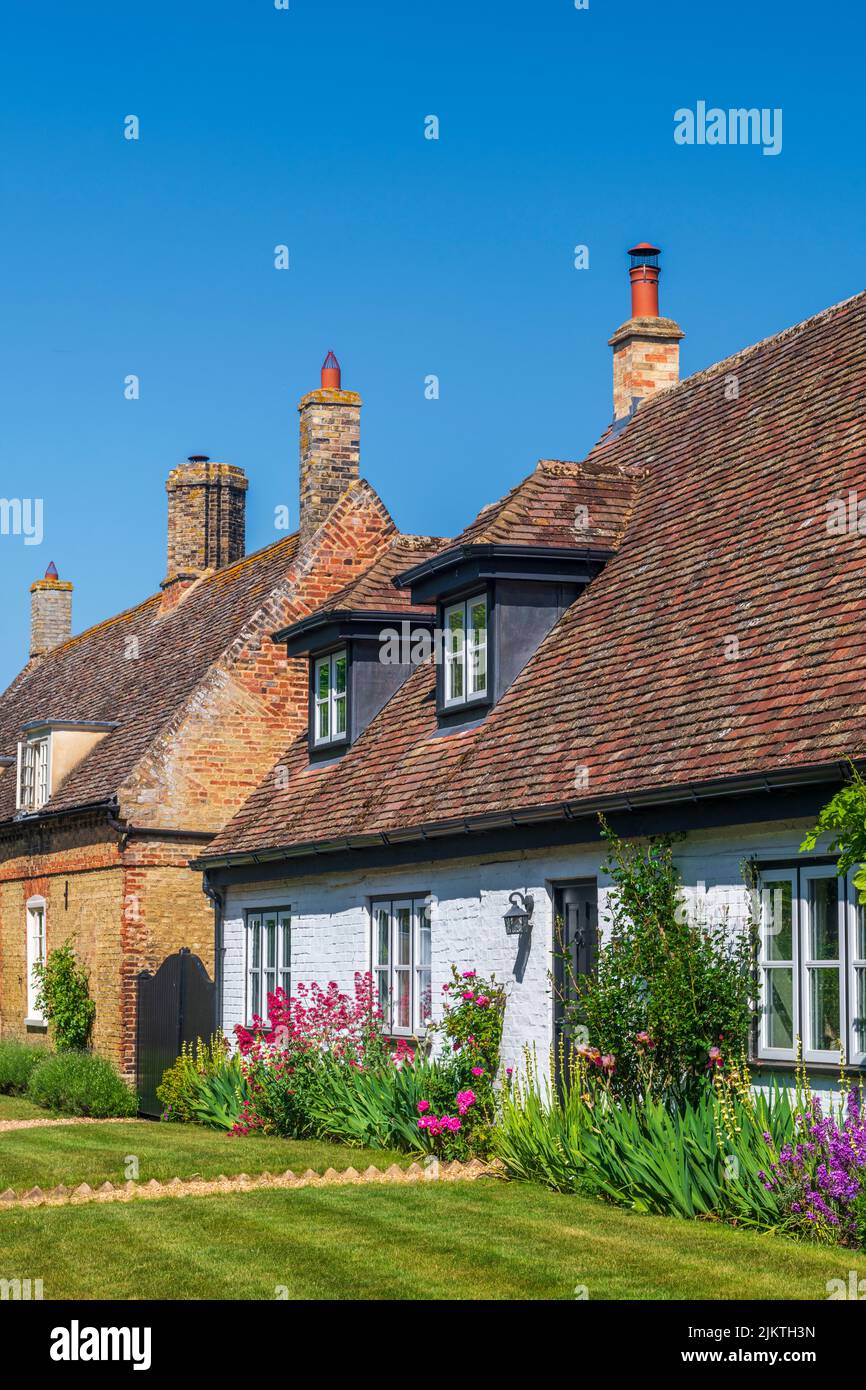 UK, England, Cambridgeshire, Hilton, Traditional Cottage Stock Photo