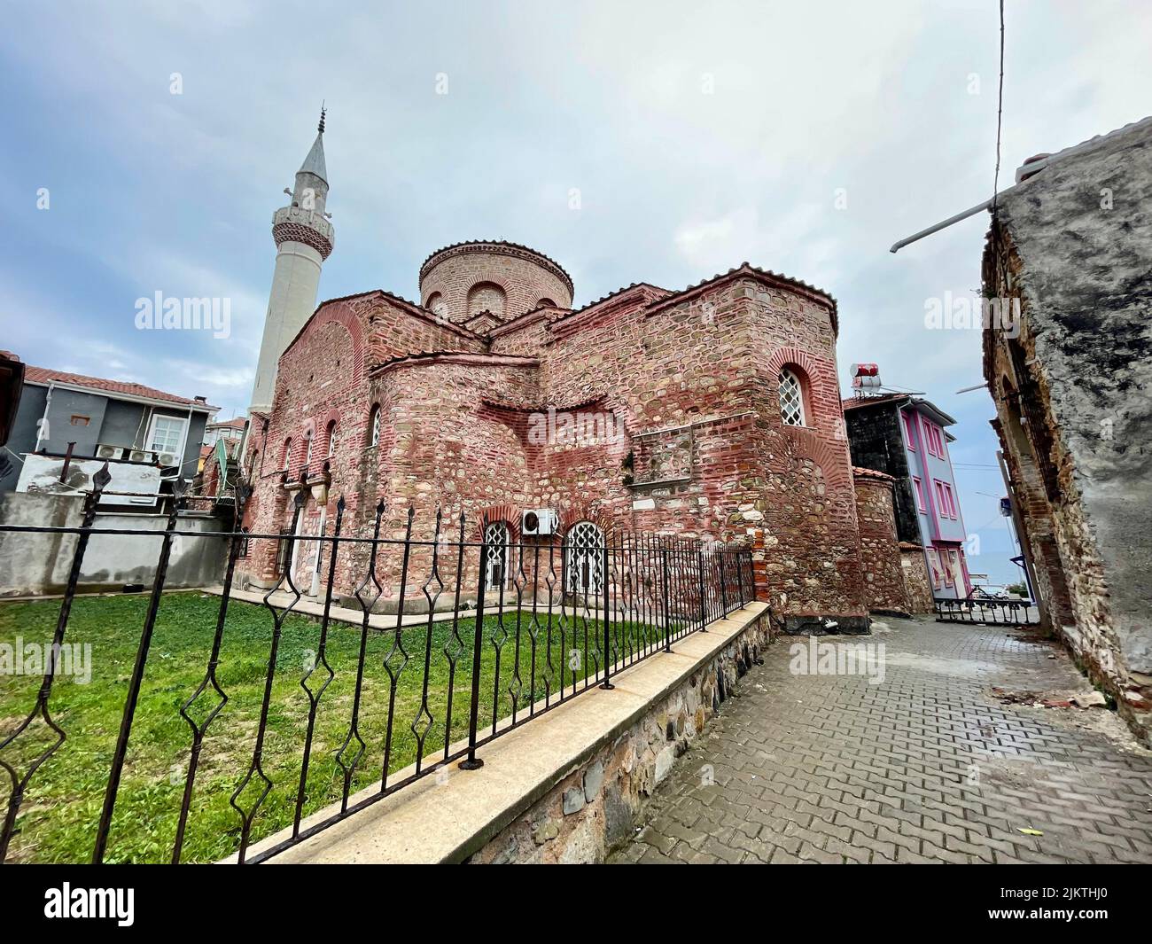 A low angle shot of the Trilye Fatih Mosque in Bursa, Turkey Stock Photo