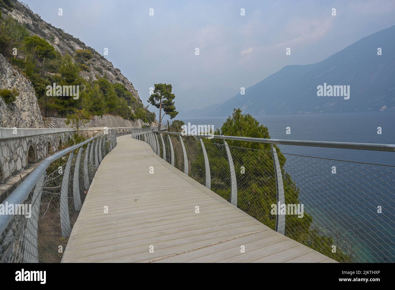 Pathway to the sea hi-res stock photography and images - Alamy