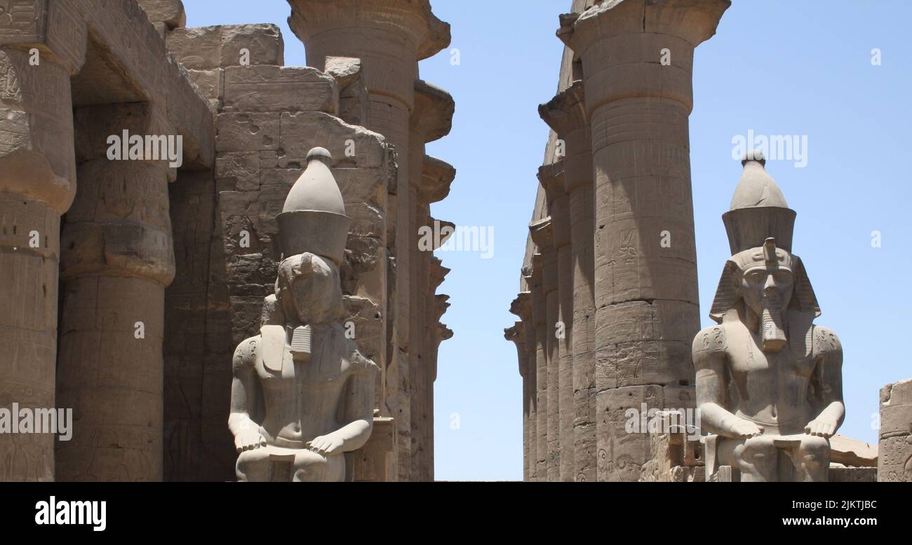 STATUE OF RAMESES II IN LUXOR TEMPLE Stock Photo - Alamy