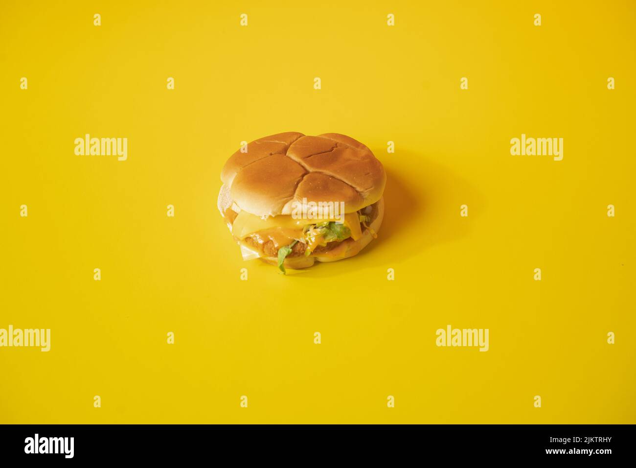 Burger plain hires stock photography and images Alamy