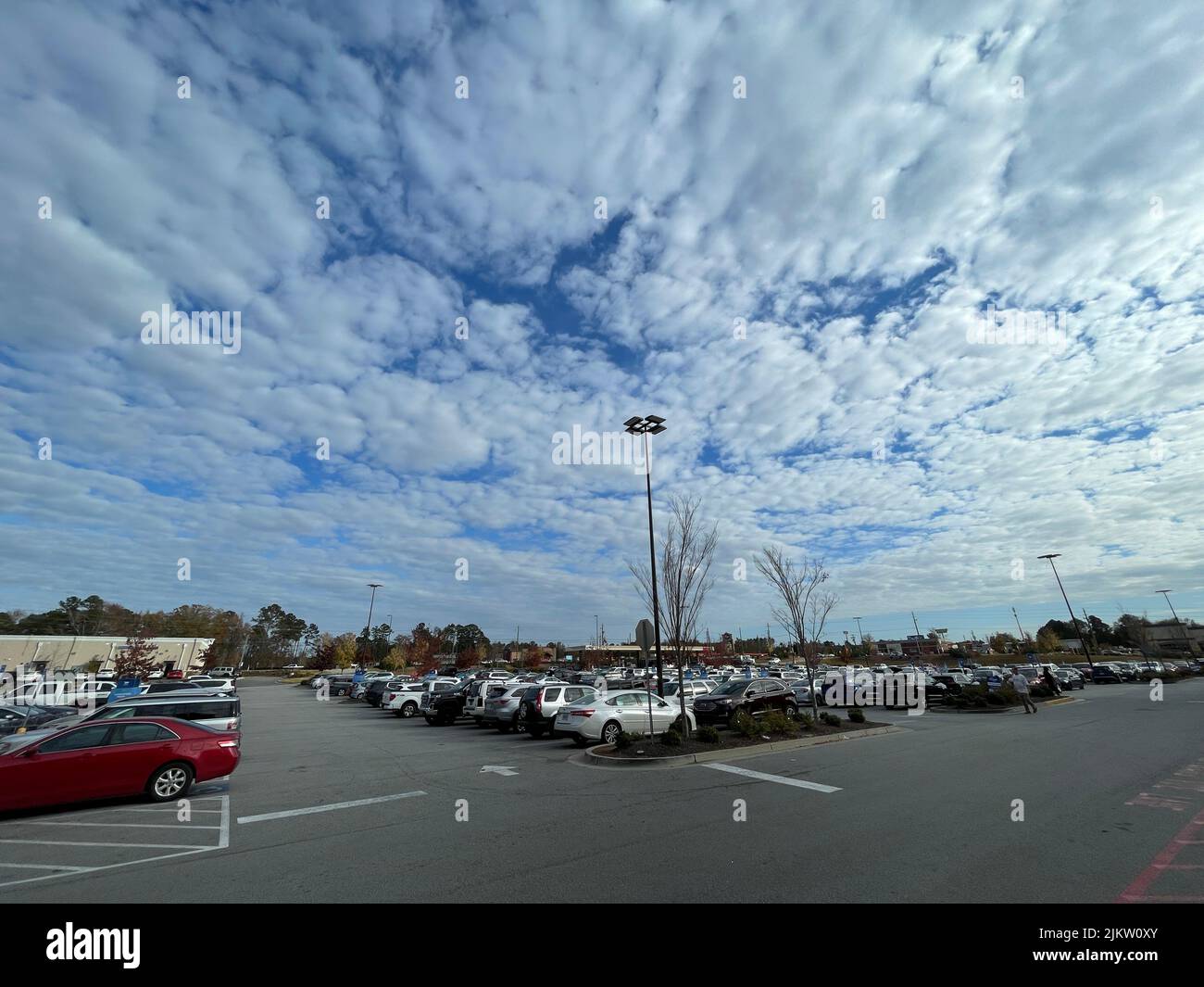 Grovetown, Ga USA 11 21 21 Kroger retail store parking lot full of cars Stock Photo Alamy