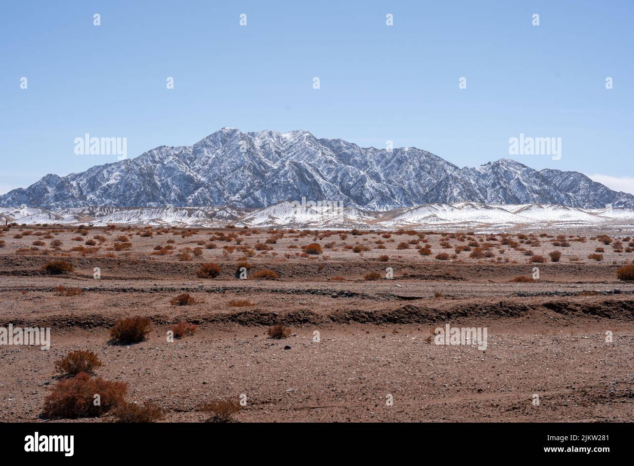 Scenic rocks and mountains hi-res stock photography and images - Alamy