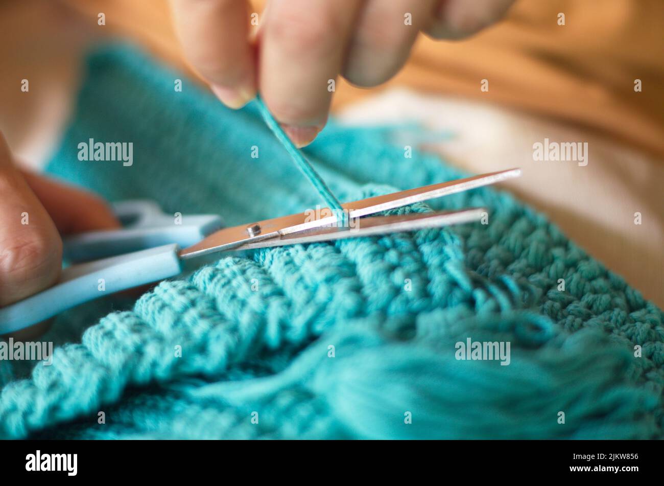 Using scissors cut off hi-res stock photography and images - Alamy