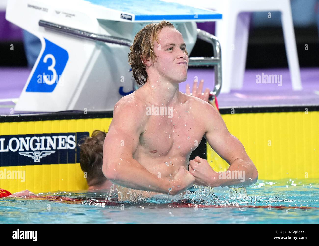 Australia's Sam Short celebrates winning gold in the Men's 1500m Freestyle Final at the Sandwell Aquatics Centre on day six of the 2022 Commonwealth Games in Birmingham. Picture date: Wednesday August 3, 2022. Stock Photo
