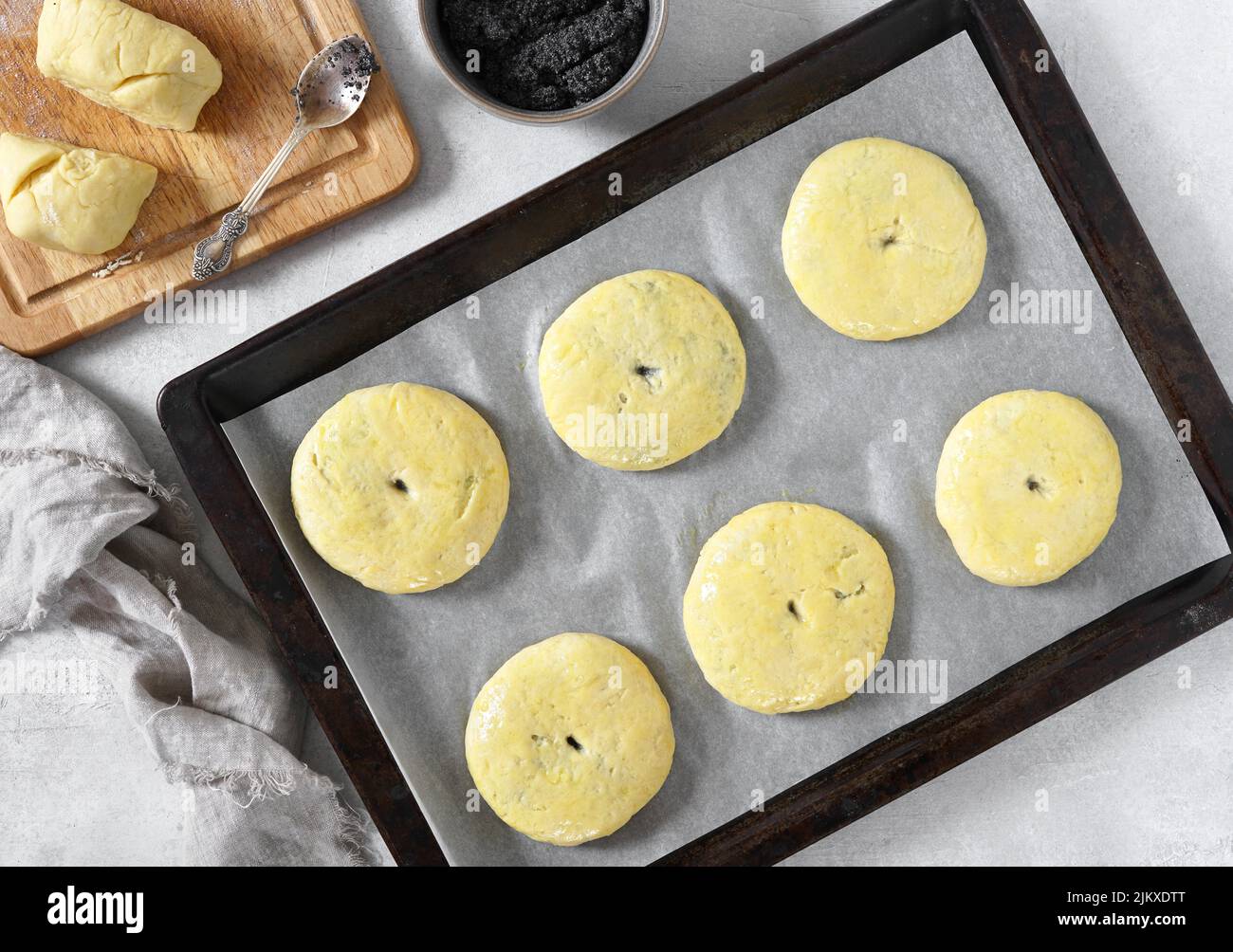 zelten-cake-hi-res-stock-photography-and-images-alamy