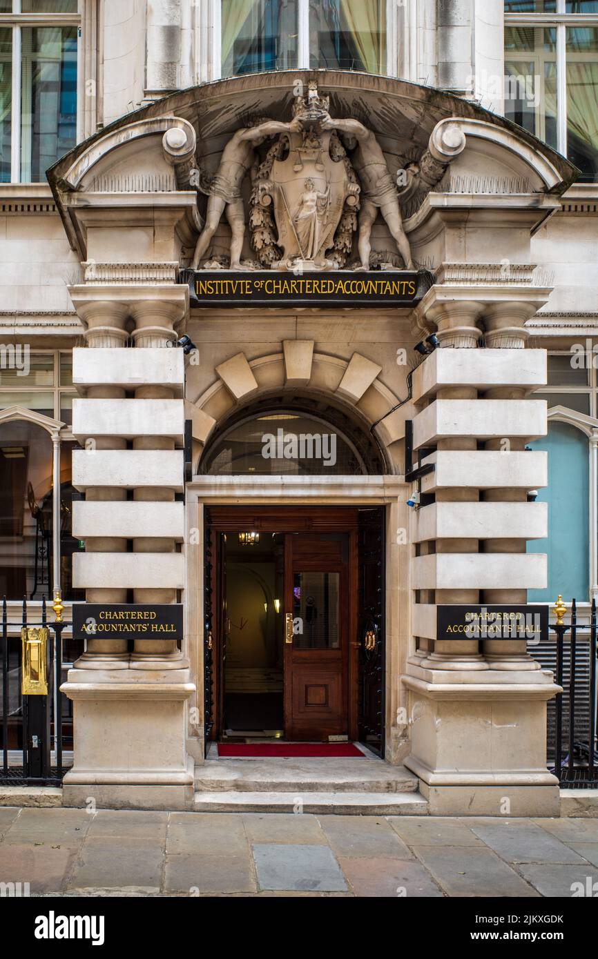 Institute of Chartered Accountants in England & Wales (ICAEW) HQ. Chartered Accountants' Hall at 1 Moorgate Place, City of London Financial District. Stock Photo