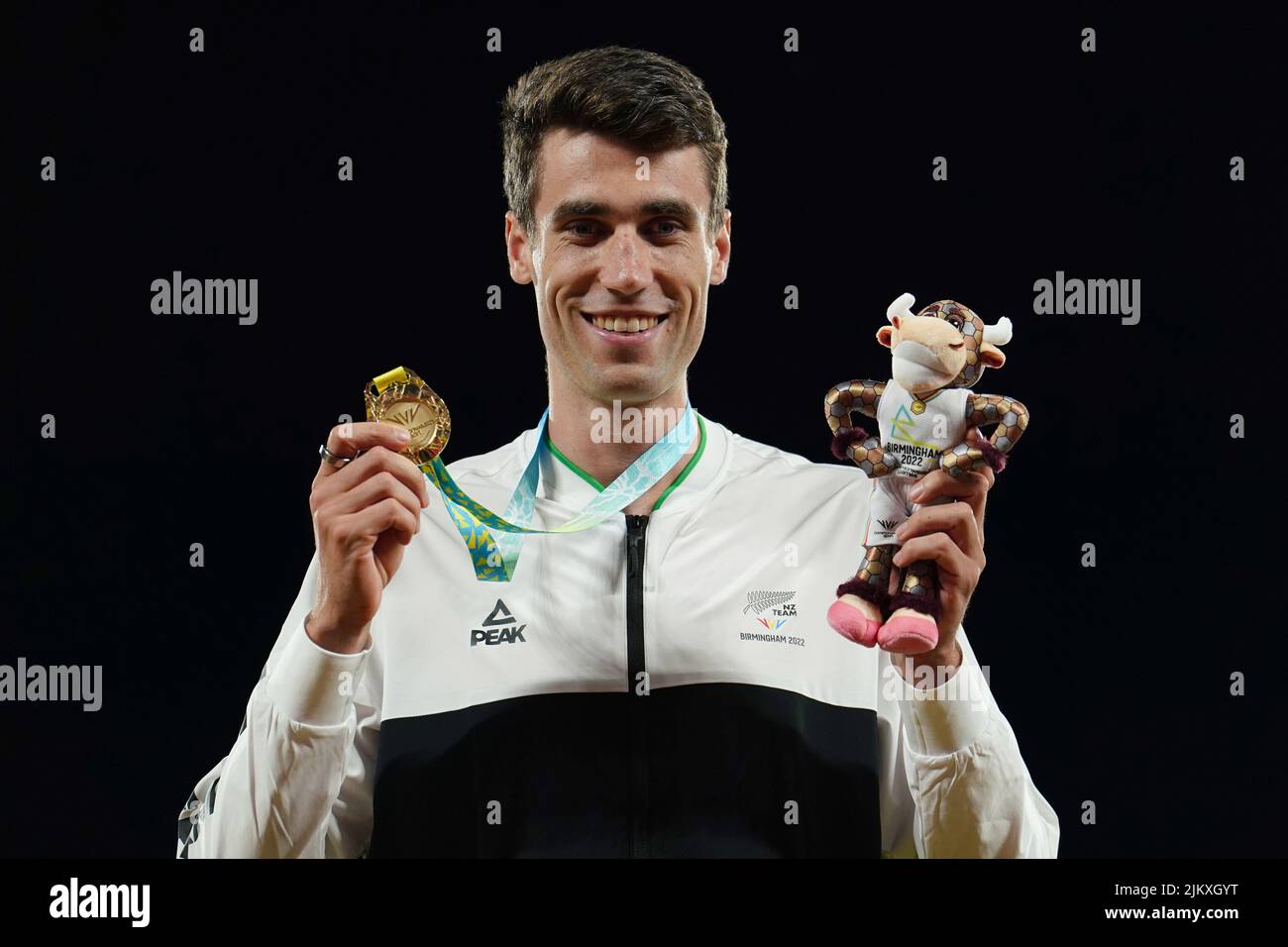 New Zealand’s Hamish Kerr with his Gold Medal after the Men’s High Jump Final at Alexander Stadium on day six of the 2022 Commonwealth Games in Birmingham. Picture date: Wednesday August 3, 2022. Stock Photo