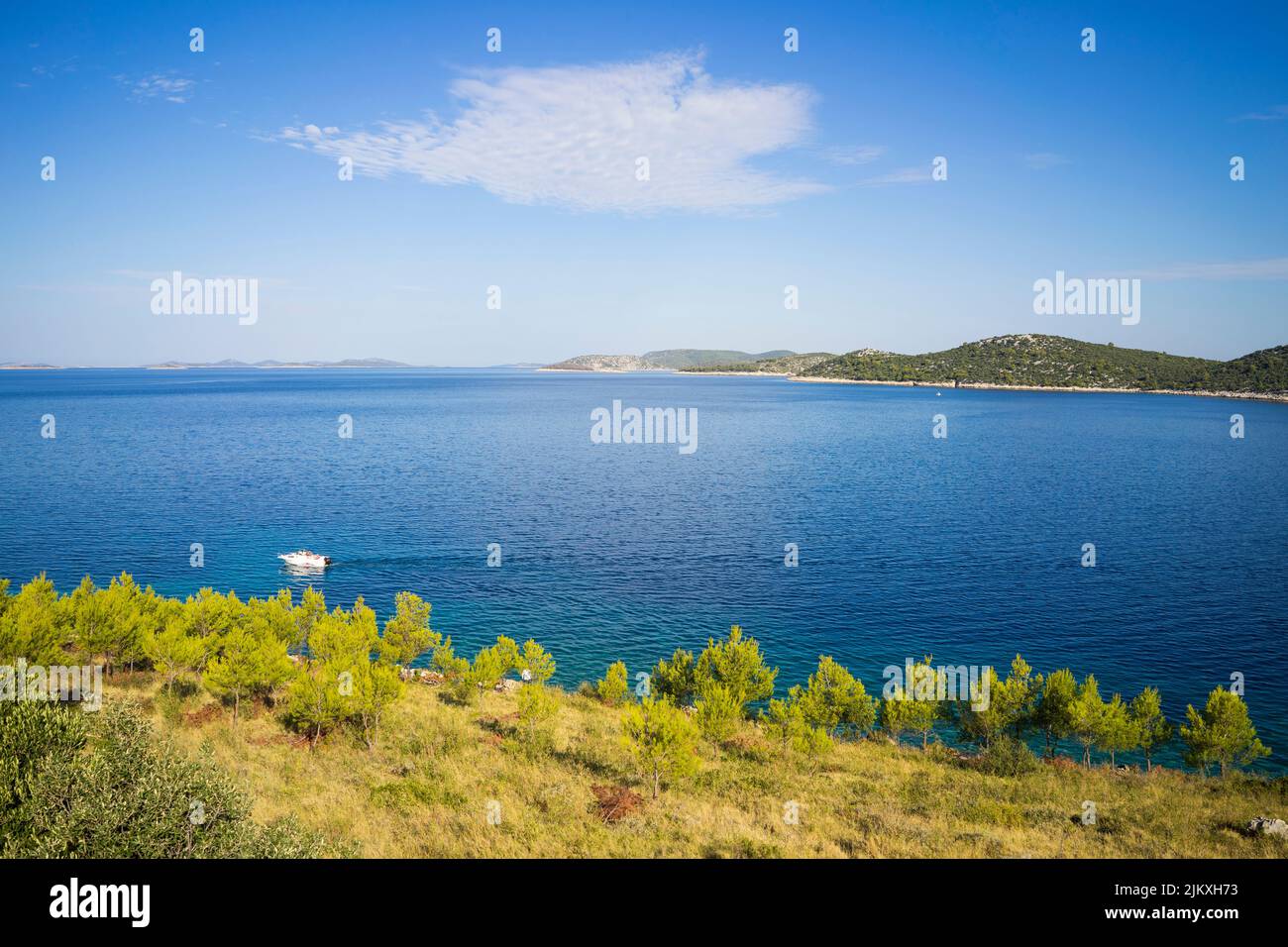 Nature and landscape photo of beautiful Croatia and Adriatic Sea. Nice ...