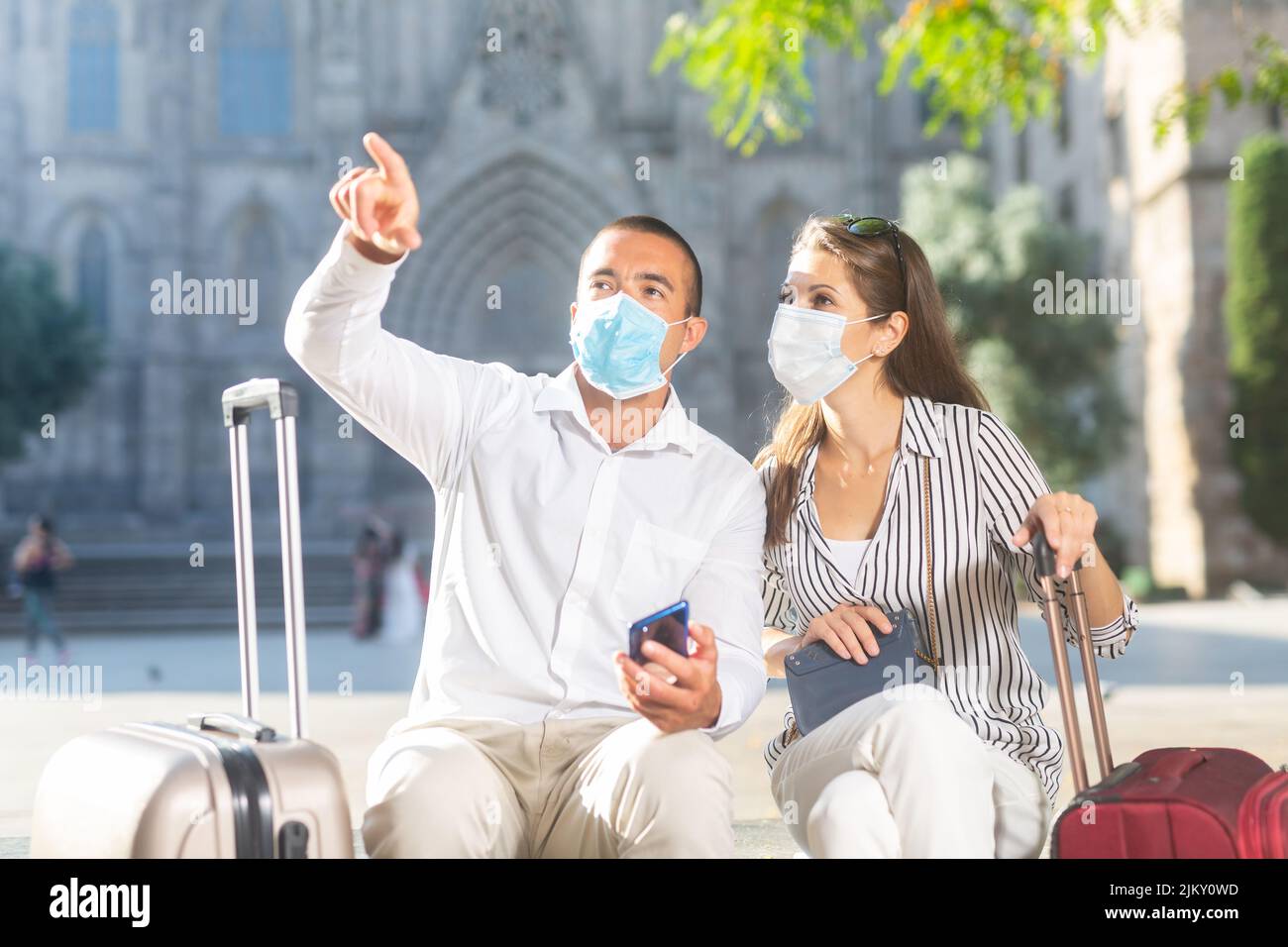 Couple tourists in medical hi-res stock photography and images - Alamy