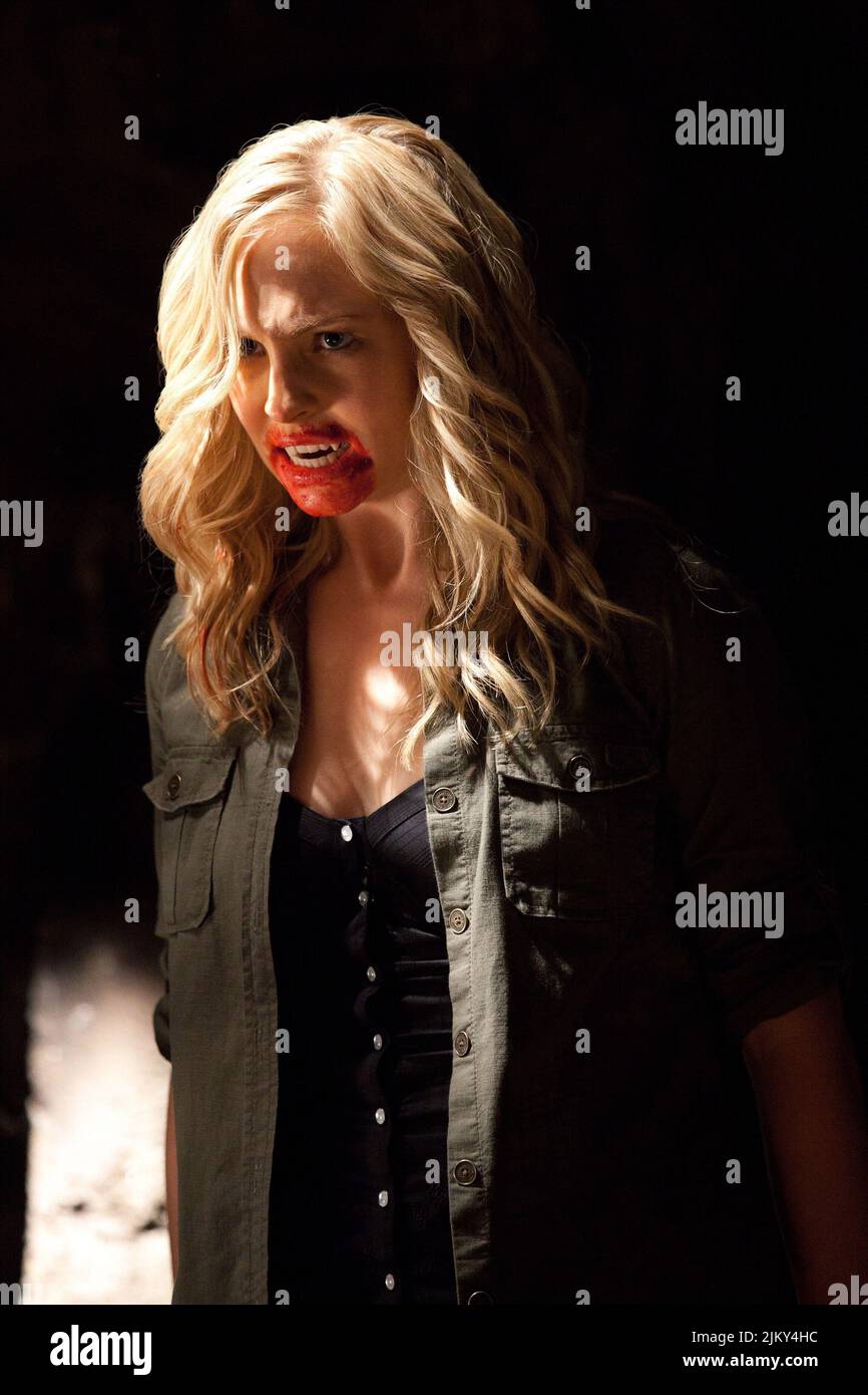 Transparent Candice Accola Png - Joseph Morgan Png, Png Download - kindpng, image size:866x1390
