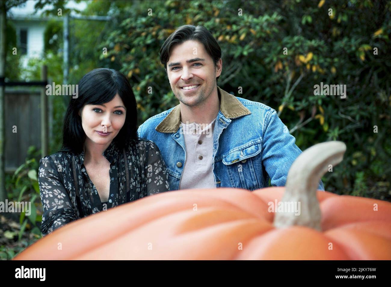 Kavan smith hires stock photography and images Alamy