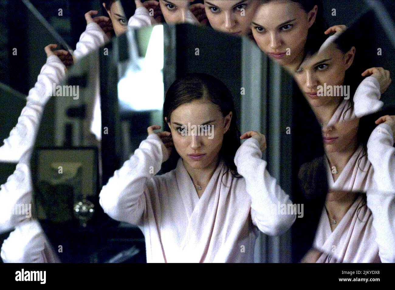 NATALIE PORTMAN, BLACK SWAN, 2010 Stock Photo - Alamy