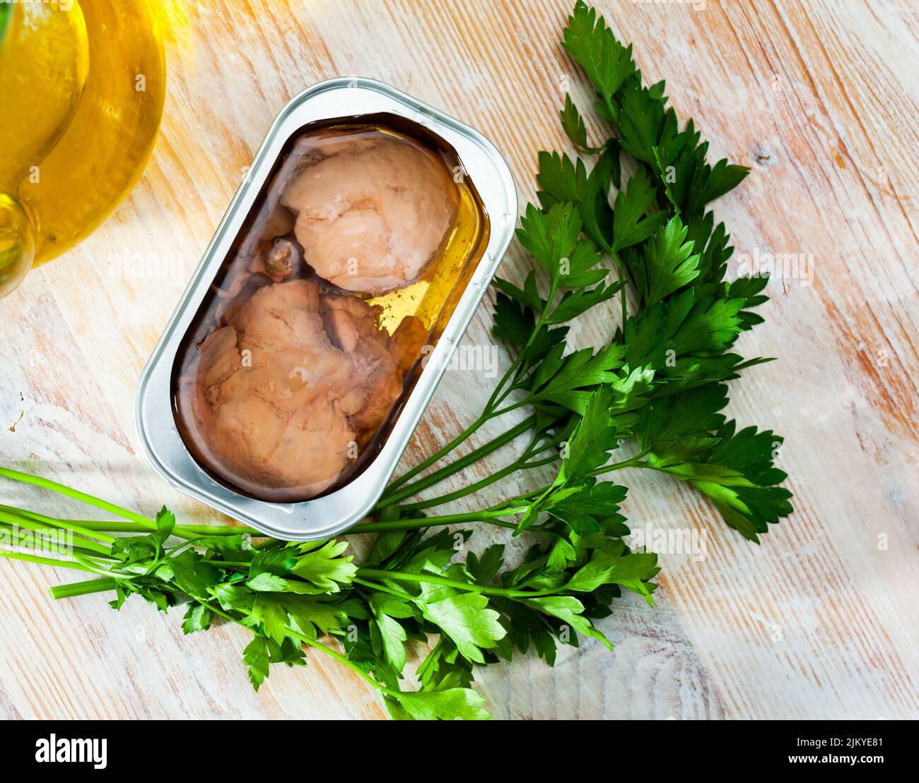Canned liver of smoked cod with oil Stock Photo Alamy