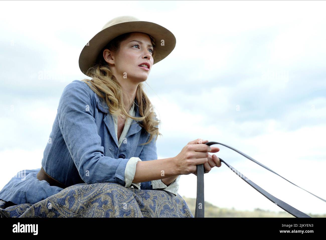 Sienna guillory gunless 2010 hi-res stock photography and images - Alamy
