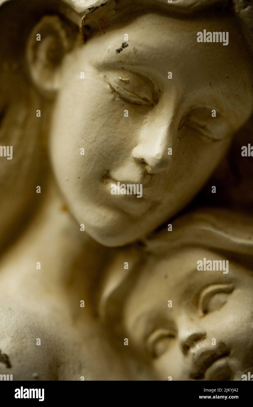 Statue lady mary mother jesus hi-res stock photography and images - Alamy