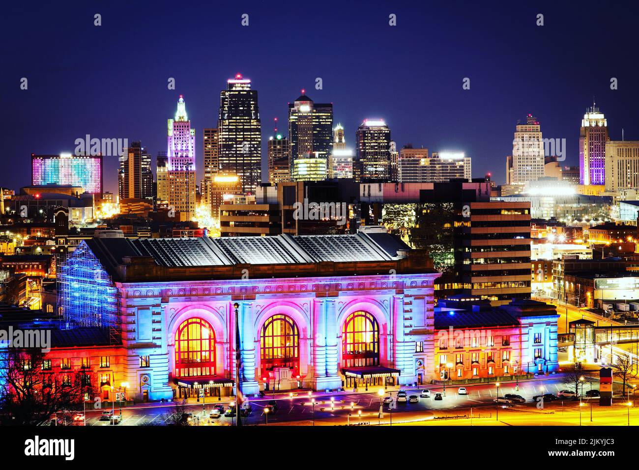 A beautiful shot of Union Station and sky scrappers against dusk sky in Kansas City, Missouri, United States Stock Photo