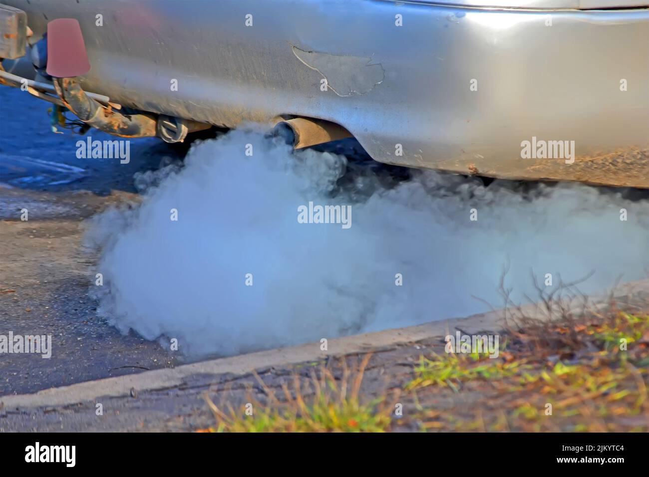 Exhaust pipe environment pollution, metal auto pipe with toxic co2