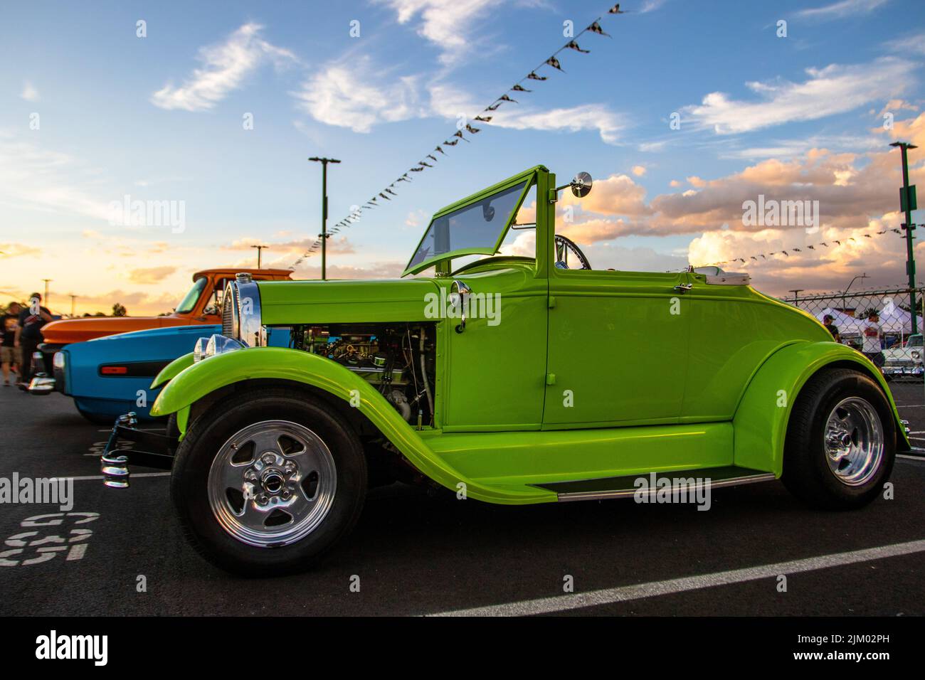 69 "F" Cars: The Definitive Guide For Car Enthusiasts - 2q5hned