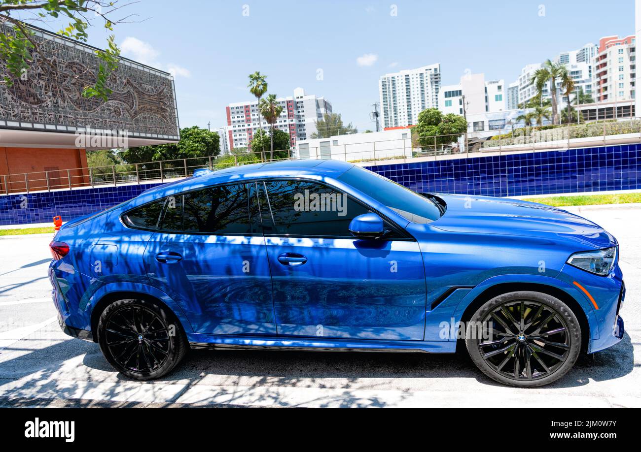 Miami Beach, Florida USA - April 15, 2021: blue bmw x6 sdrive 40i, side view Stock Photo