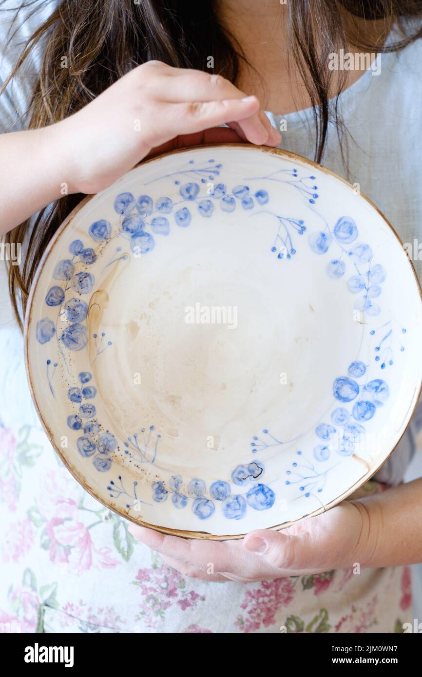 pottery workshop show plate handmade crockery Stock Photo