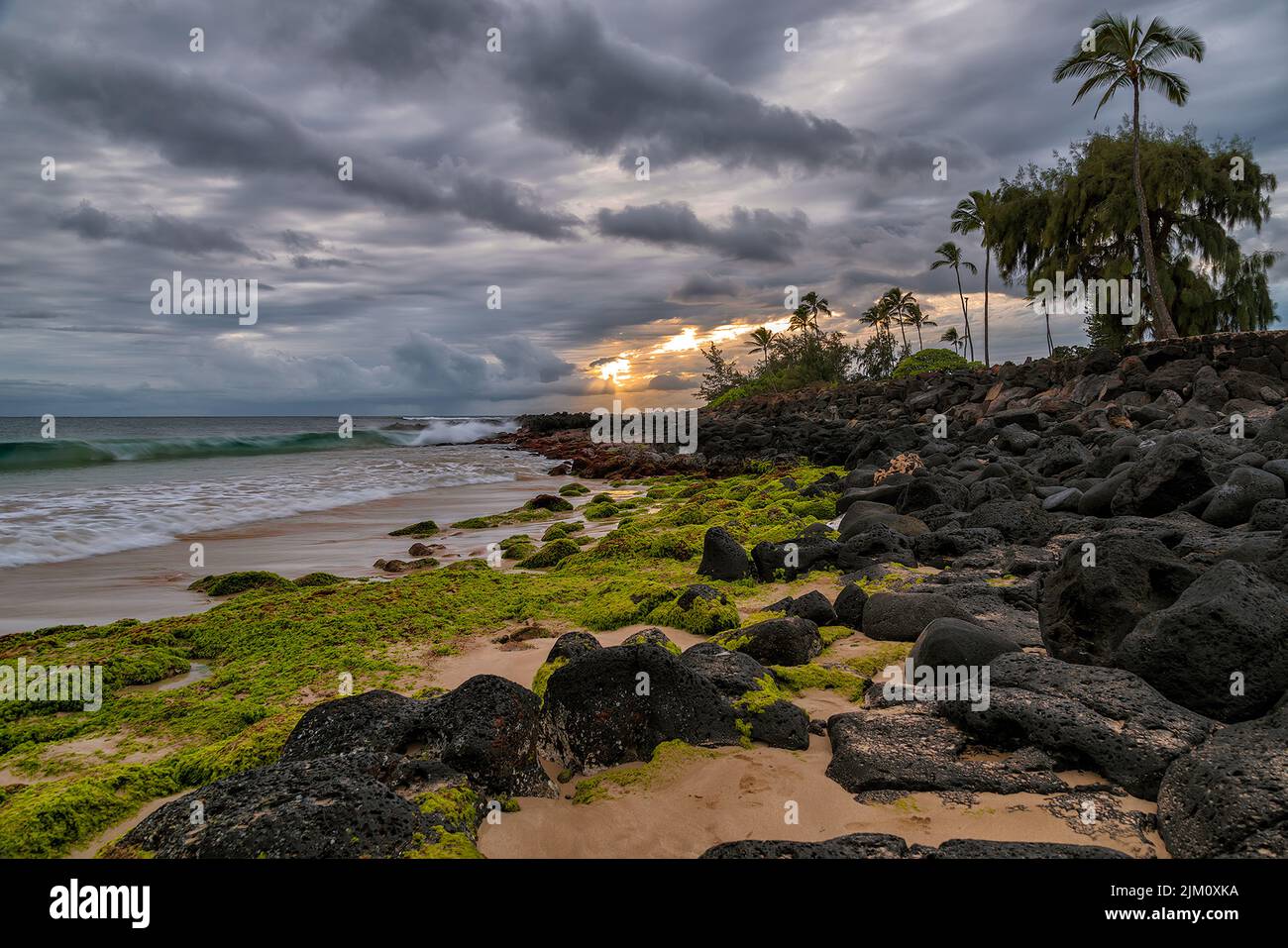 An aerial view of a beautiful sea during the sunset Stock Photo - Alamy