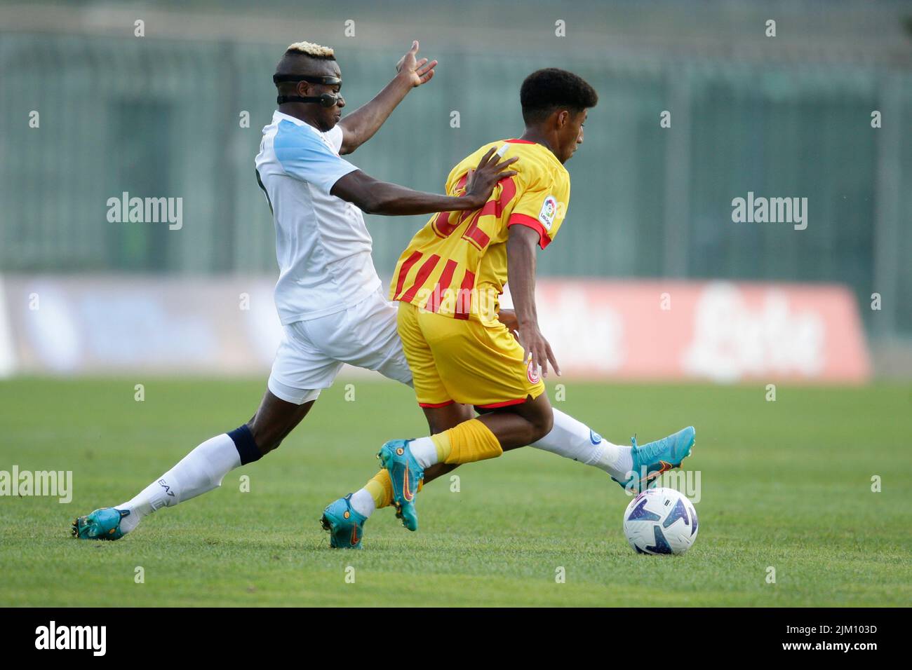 SSC Napoli's Nigerian striker Victor Osimhen challenges for the ball with Girona's forward Oscar Urena during friendly match SSC Napoli Girona at the SSC Napoli's 2022-23 pre-season training camp in Castel di Sangro Stock Photo