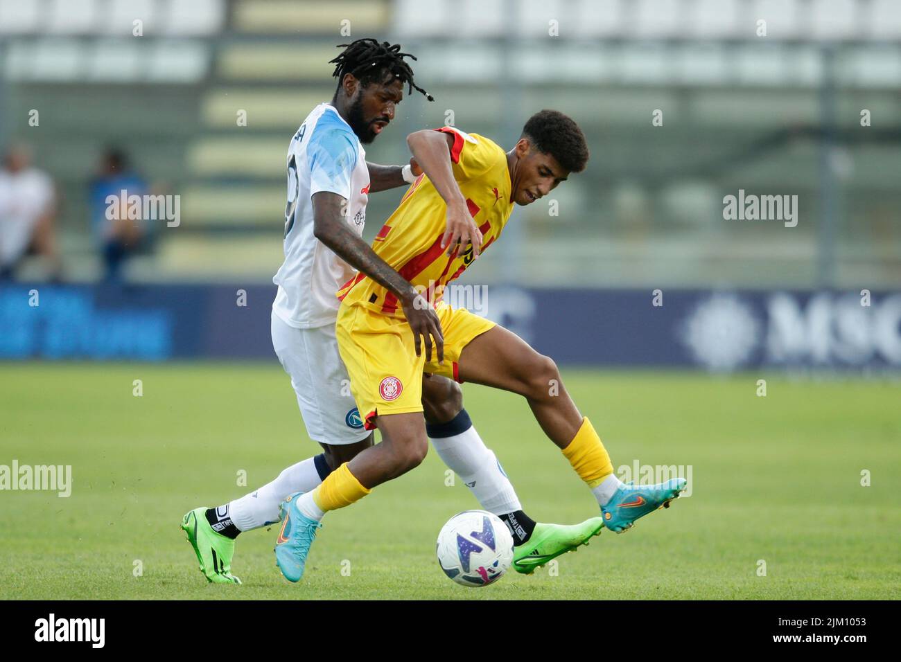 SSC Napoli's Cameroonian striker Andre Zambo Anguissa challenges for the ball with Girona's forward Oscar Urena during friendly match SSC Napoli Girona at the SSC Napoli's 2022-23 pre-season training camp in Castel di Sangro Stock Photo