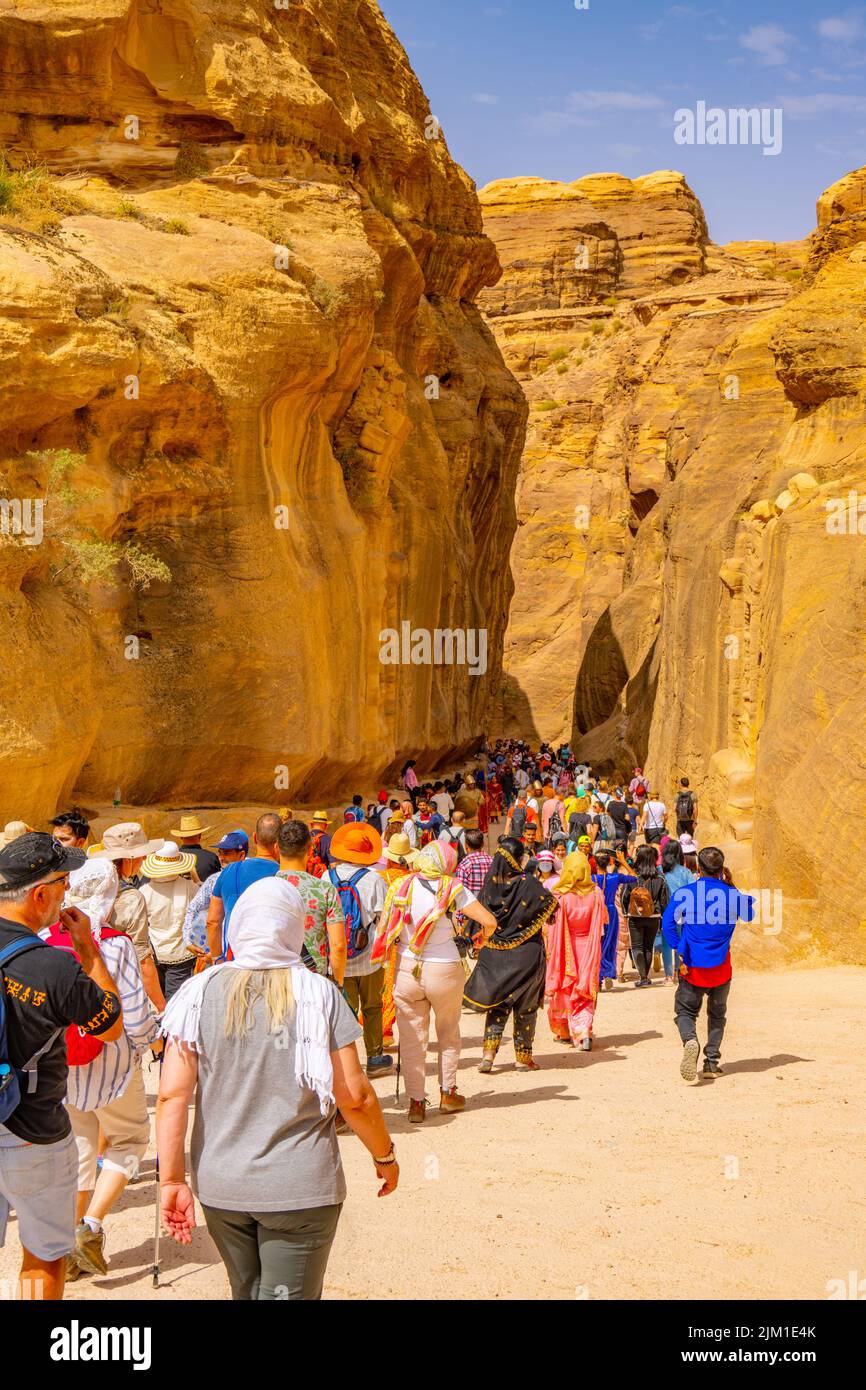 The entrance to Al-Siq the canyon road to Petra Jordan. Stock Photo