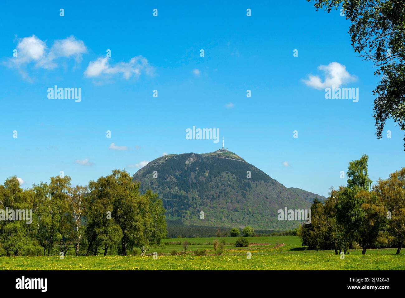 Puy de dome volcano. Natural regional park of Volcans d'Auvergne, Puy de Dome departement, Auvergne, France Stock Photo