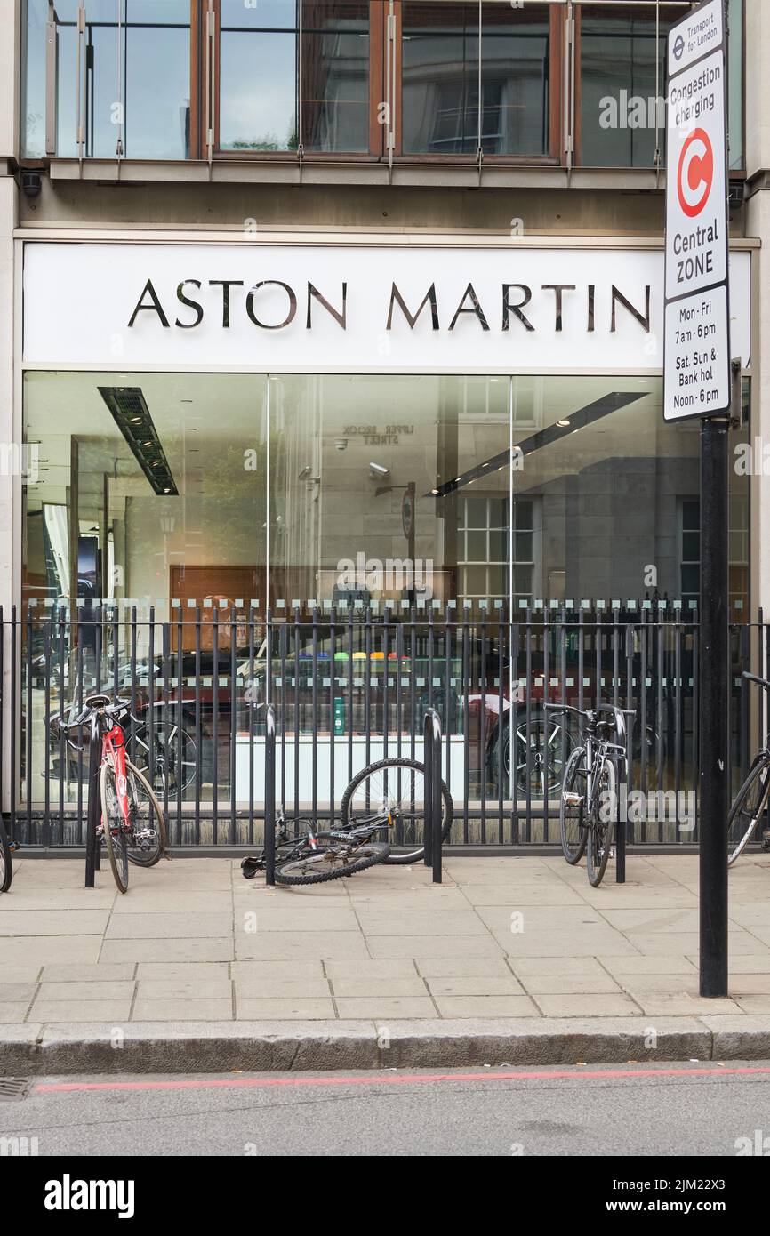 Aston Martin car show room, Park Lane, Mayfair, London, England. Stock Photo