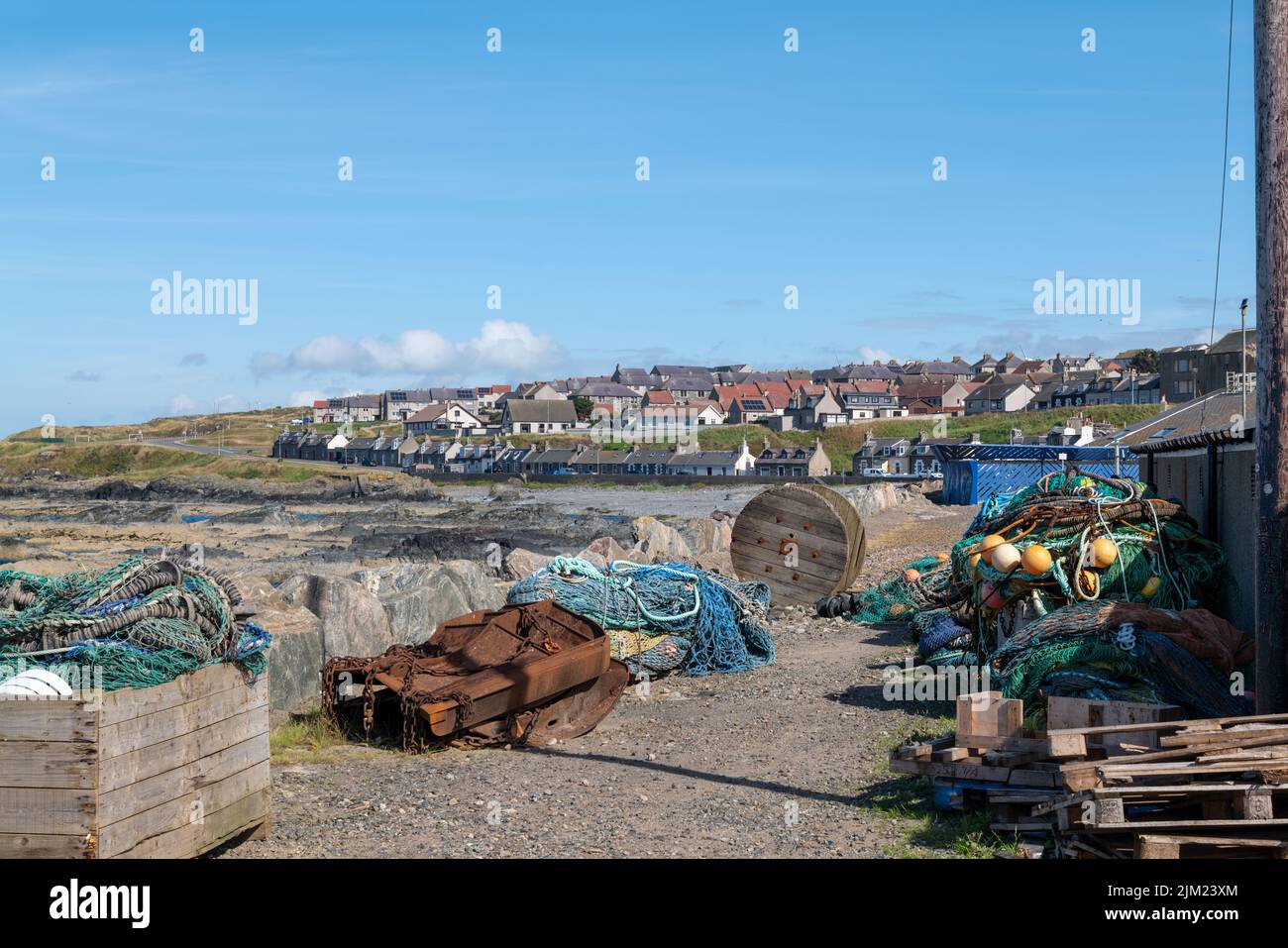 Fishing boat macduff harbour hi-res stock photography and images - Alamy