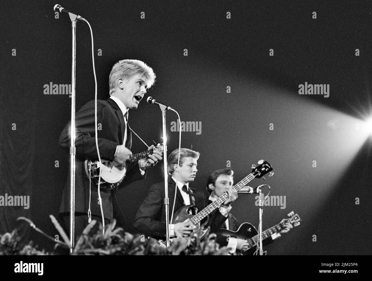 JOE BROWN AND HIS BROTHERS UK pop group in 1964 Stock Photo
