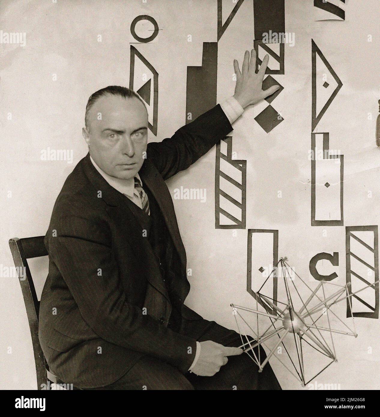 Rudolf von Laban (1879-1958) and his Labanotation signs. Museum: PRIVATE COLLECTION. Author: ANONYMOUS. Stock Photo