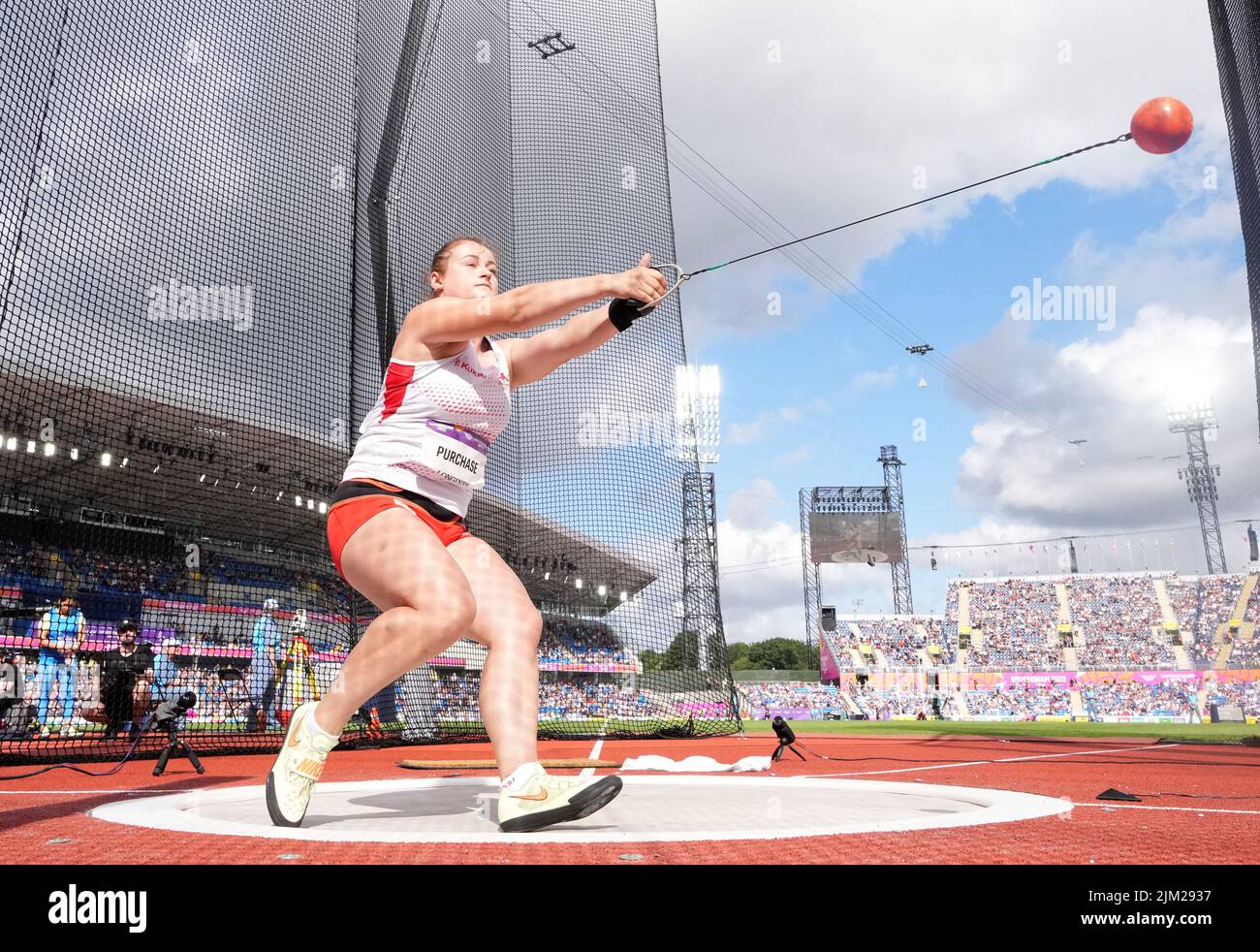 England's Anna Purchase in action during the Women's Hammer Throw Qualifying Round at Alexander Stadium on day seven of the 2022 Commonwealth Games in Birmingham. Picture date: Thursday August 4, 2022. Stock Photo