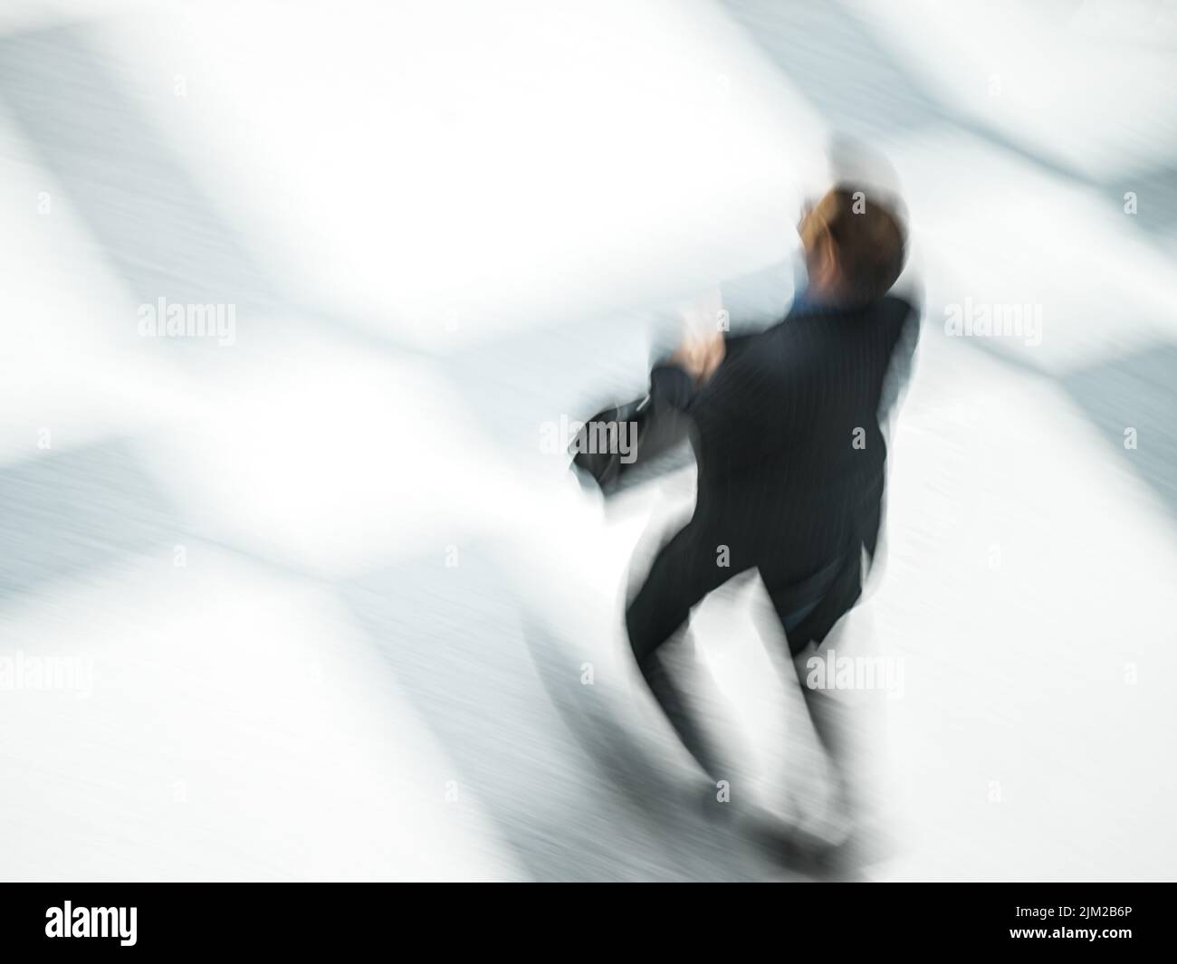 Blurry commuter hi-res stock photography and images - Alamy