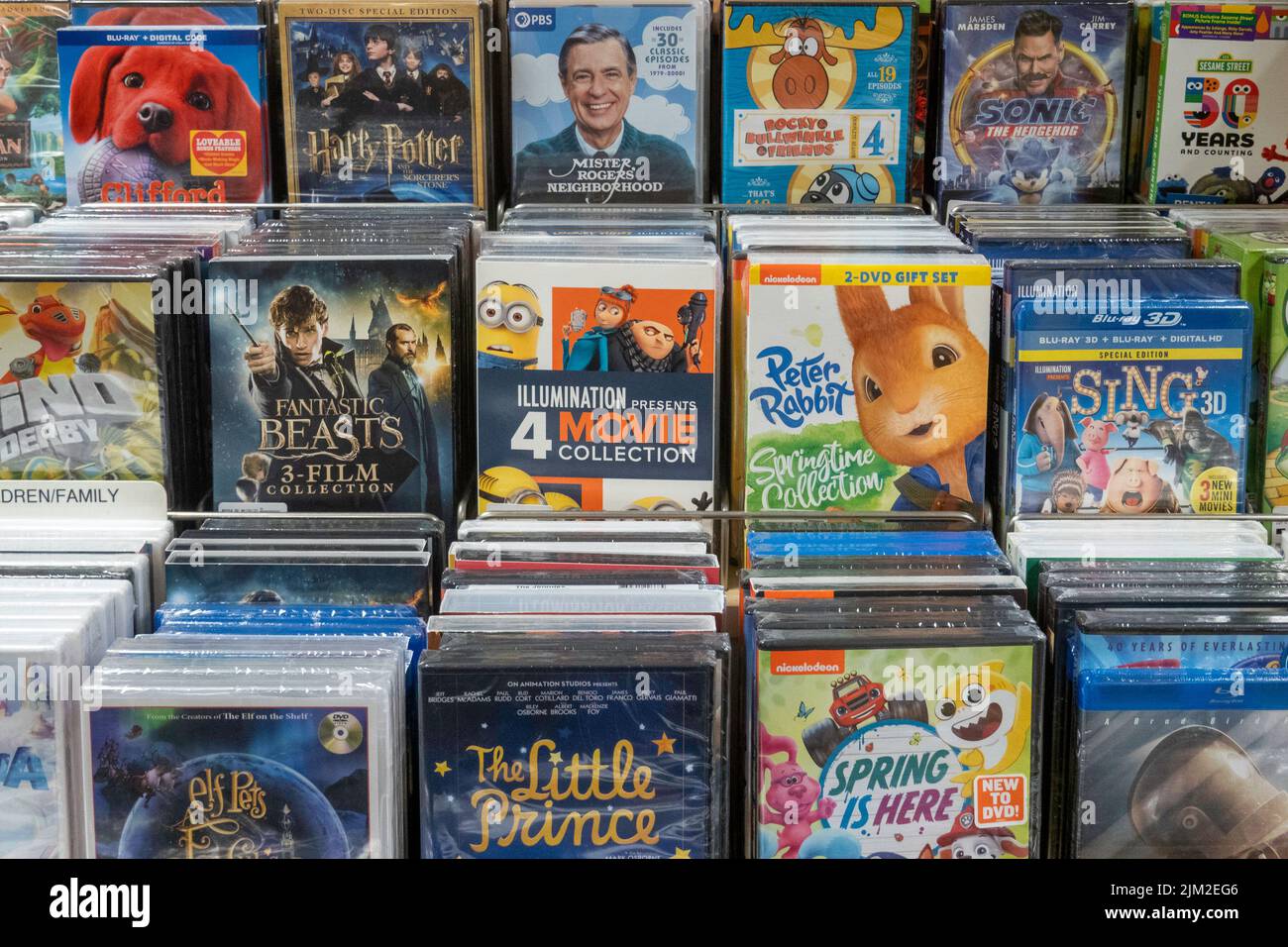 Barnes & Noble Booksellers DVD Display, NYC, USA  2022 Stock Photo