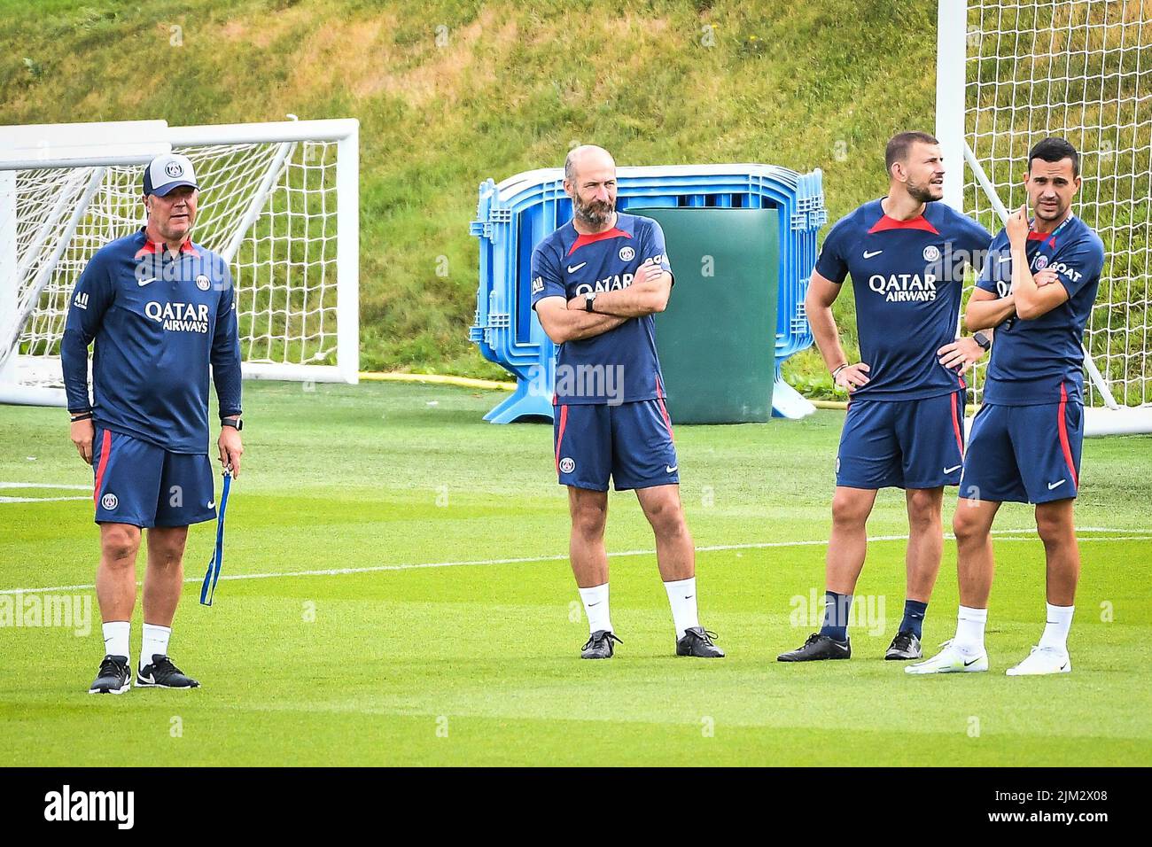 Thierry OLEKSIAK of PSG and staff during the training of the Paris  Saint-Germain team on